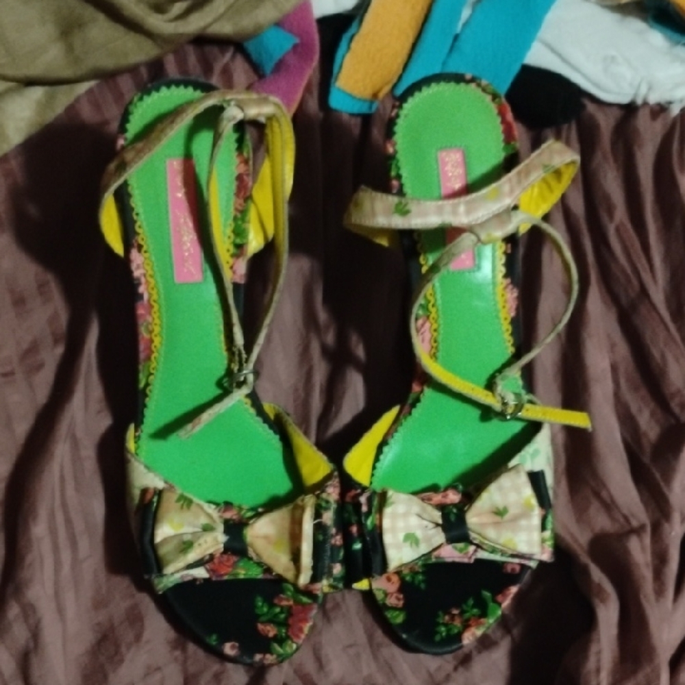 Betsey Johnson Floral Bow Sandals in Green, Black and Yellow